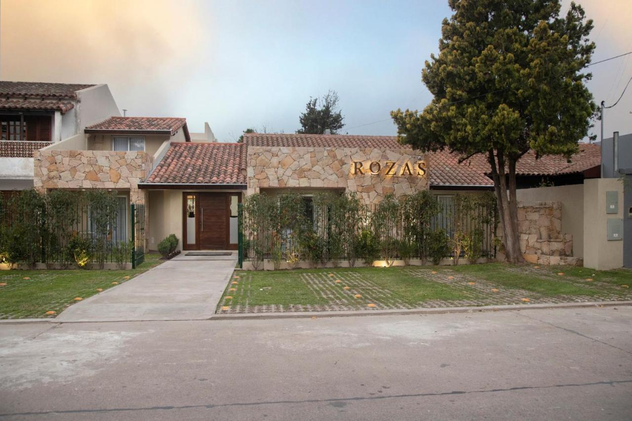 Rozas Apart Ezeiza Buitenkant foto