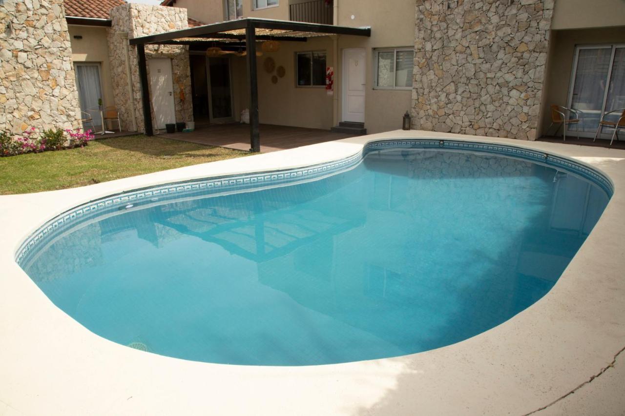 Rozas Apart Ezeiza Buitenkant foto